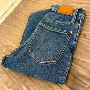 Madewell High Rise Straight Leg Jeans (Sz. 26)